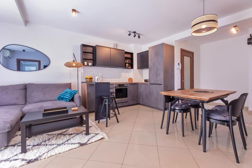 Stylish Two Bedroom Apartment&Garage Parking Place Dubrownik Zewnętrze zdjęcie