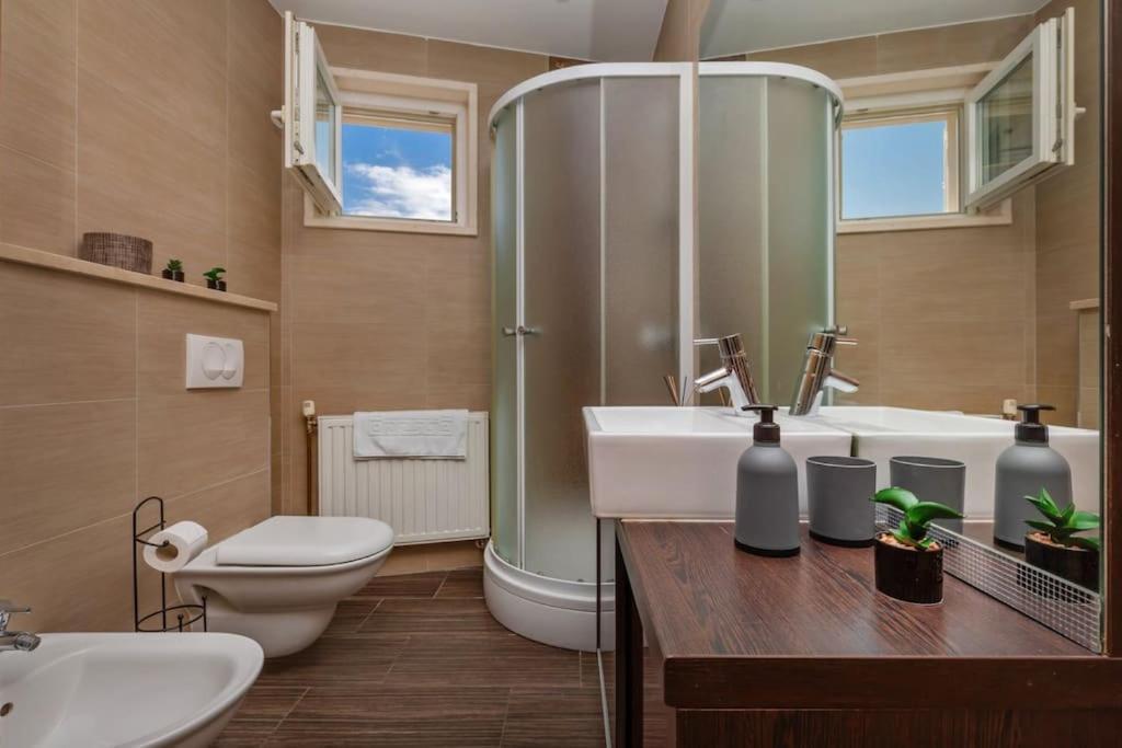 Stylish Two Bedroom Apartment&Garage Parking Place Dubrownik Zewnętrze zdjęcie
