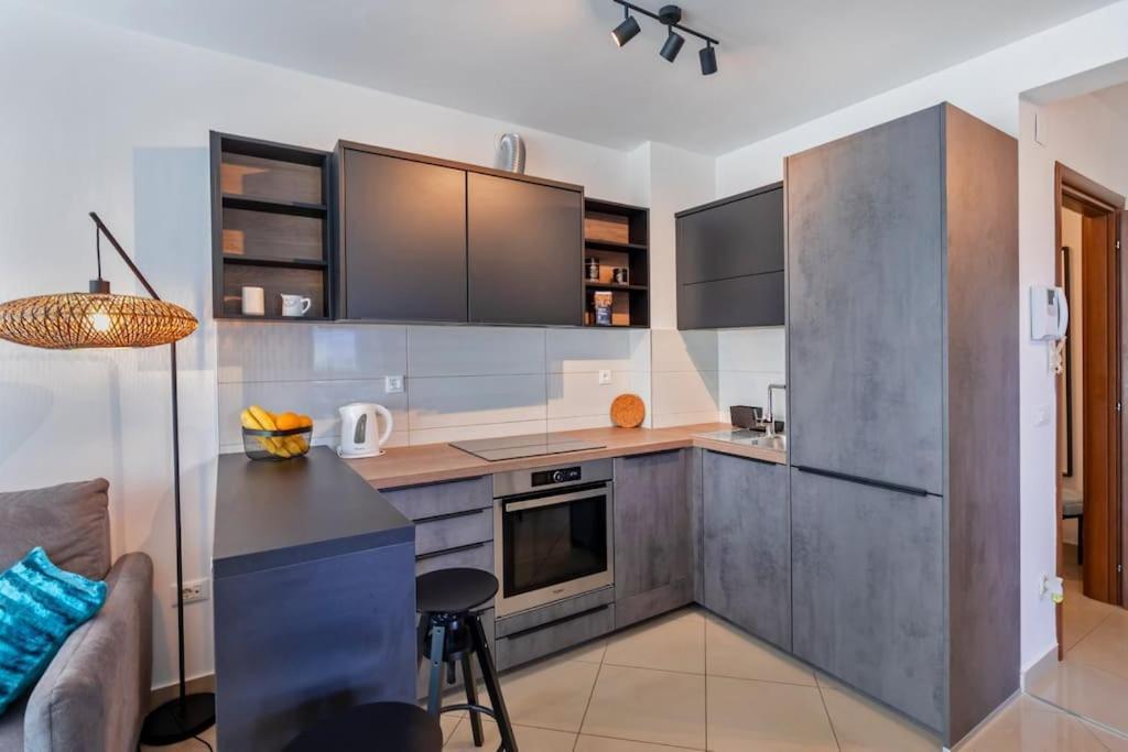 Stylish Two Bedroom Apartment&Garage Parking Place Dubrownik Zewnętrze zdjęcie